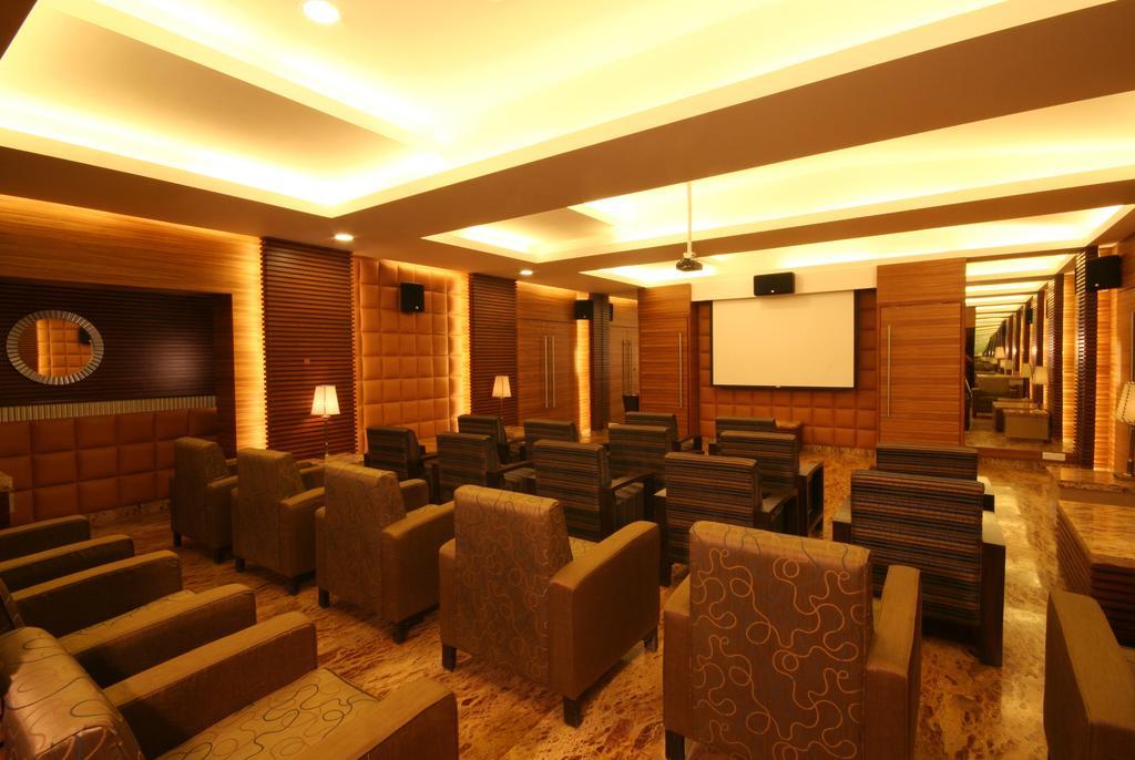Hotel Millennium Park Panchgani Ngoại thất bức ảnh