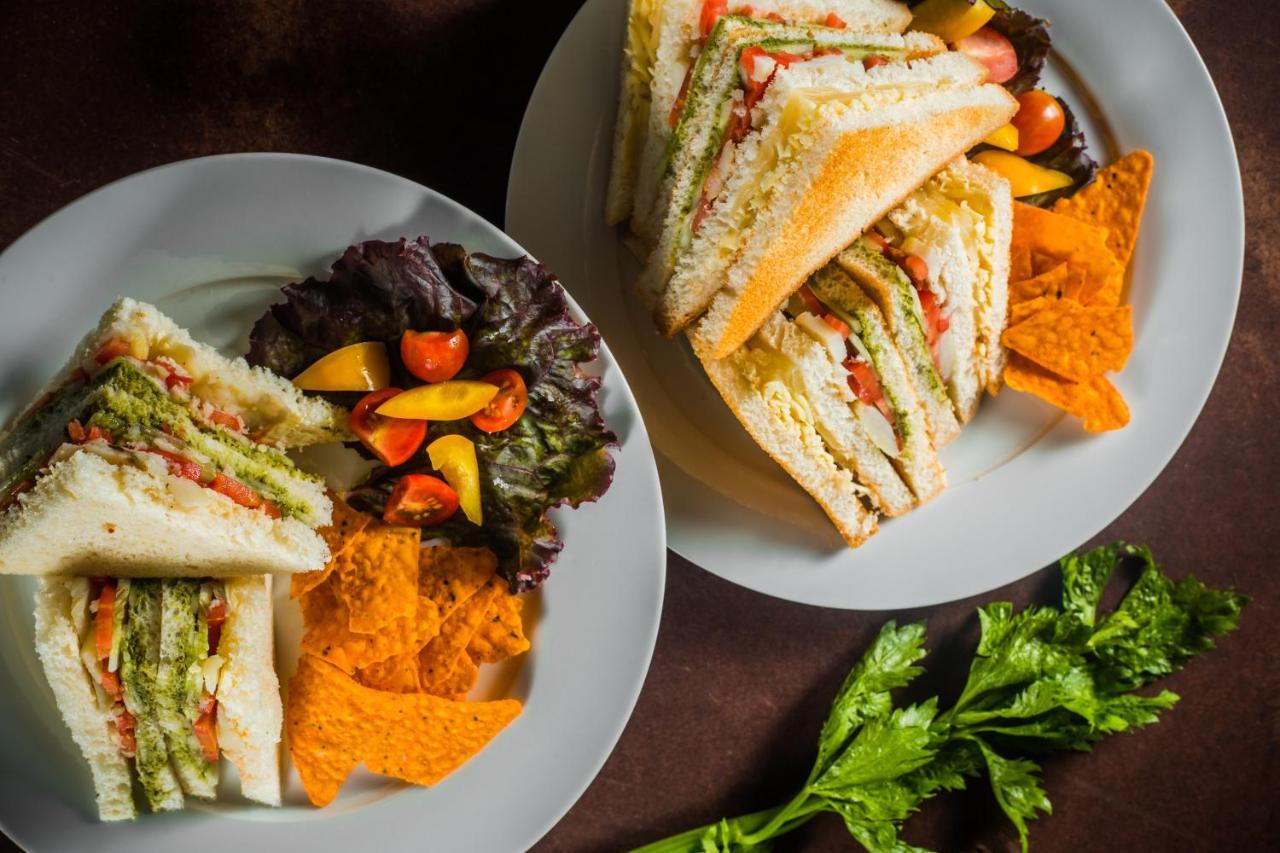 Hotel Millennium Park Panchgani Ngoại thất bức ảnh