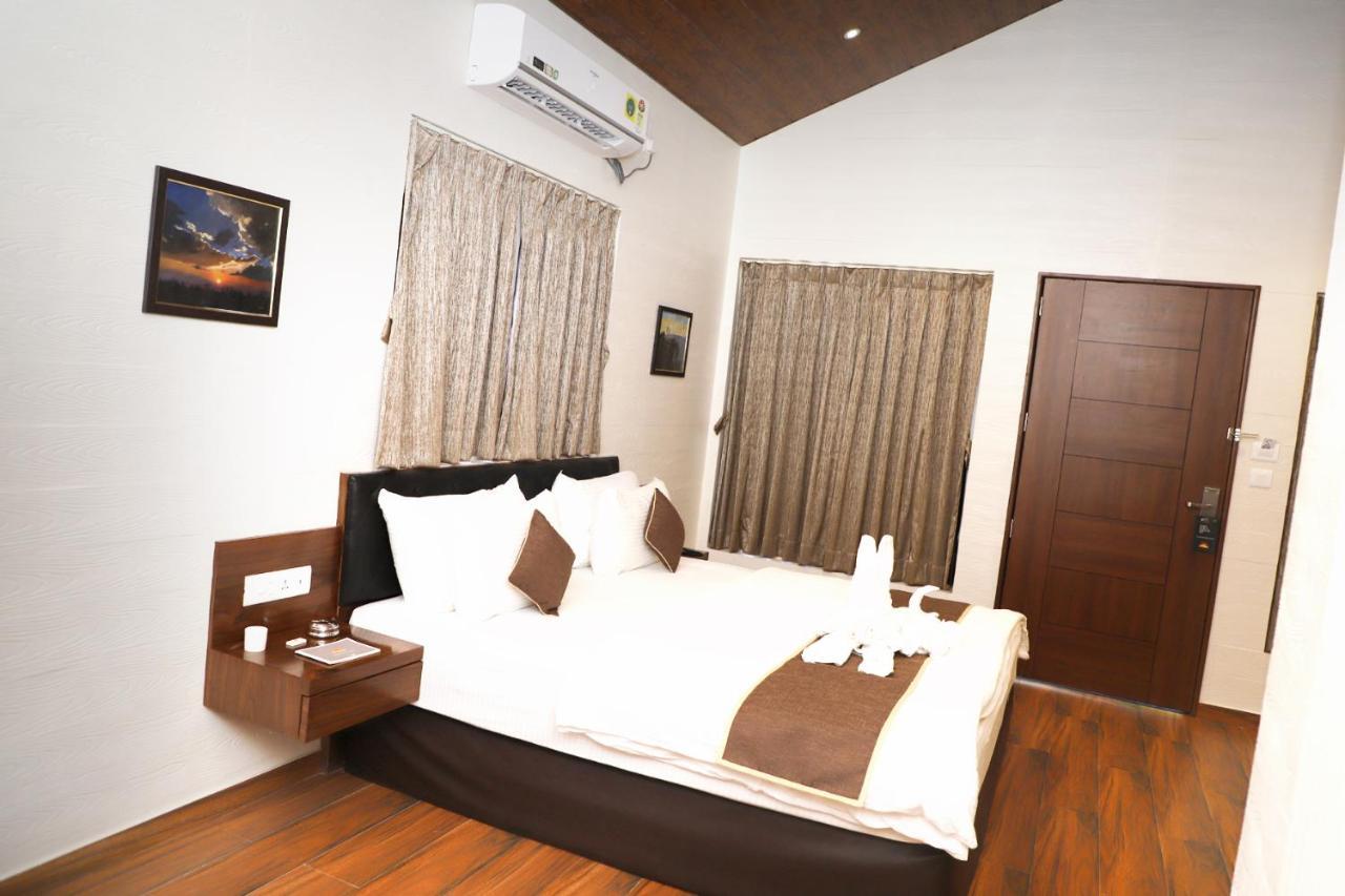 Hotel Millennium Park Panchgani Ngoại thất bức ảnh